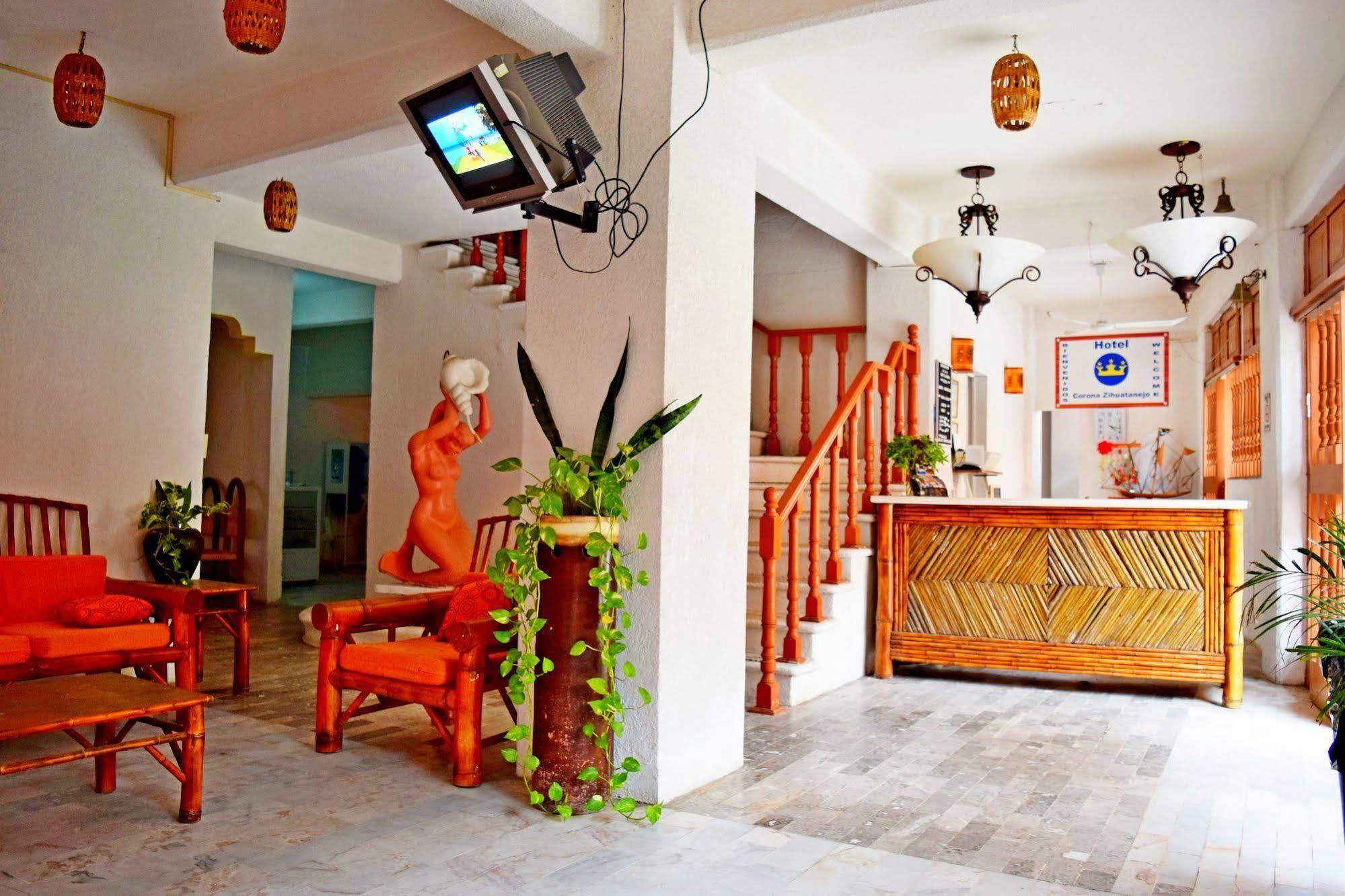 Hotel Corona Zihua Zihuatanejo Buitenkant foto